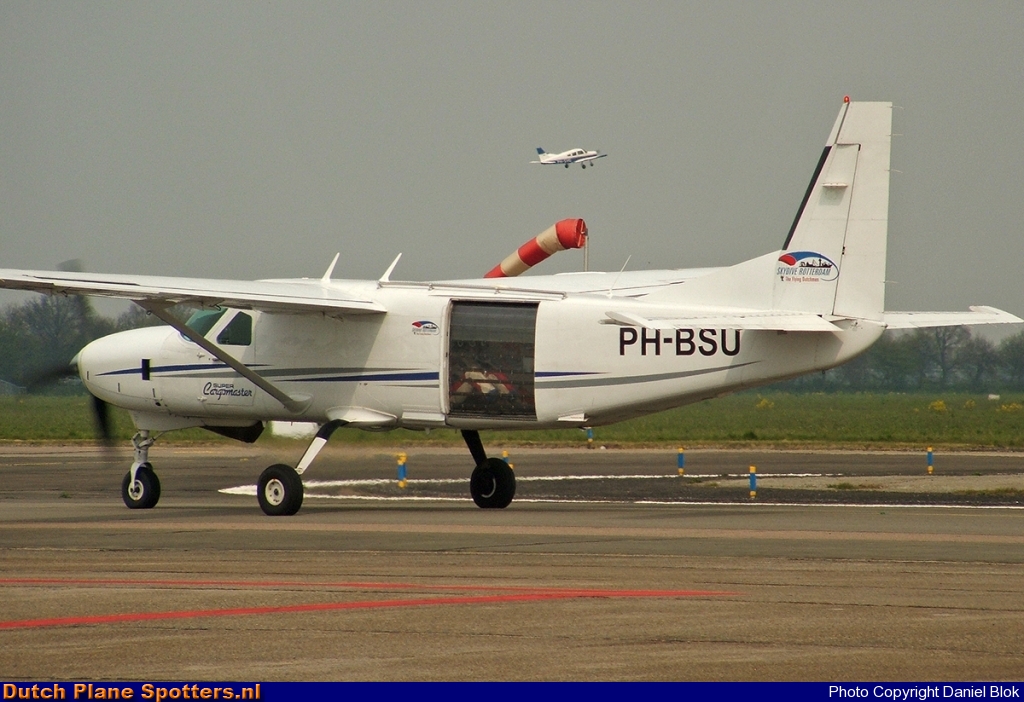 PH-BSU Cessna 208 Super Cargomaster Skydive Rotterdam by Daniel Blok