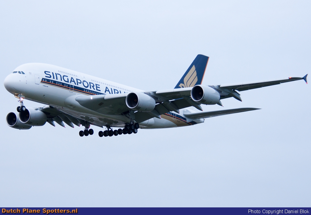9V-SKR Airbus A380-800 Singapore Airlines by Daniel Blok