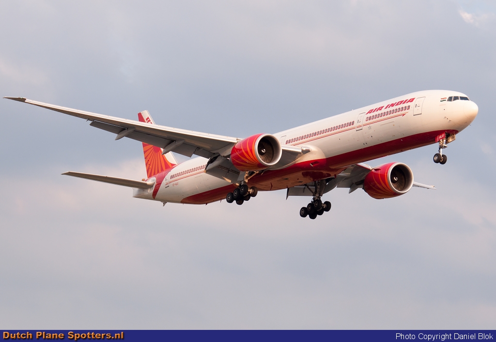 VT-ALU Boeing 777-200 Air India by Daniel Blok