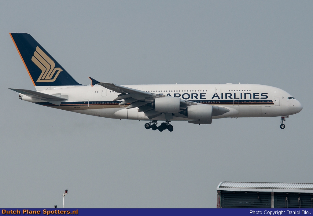 9V-SKR Airbus A380-800 Singapore Airlines by Daniel Blok