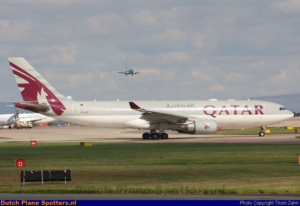 A7-ACG Airbus A330-200 Qatar Airways by Thom Zalm