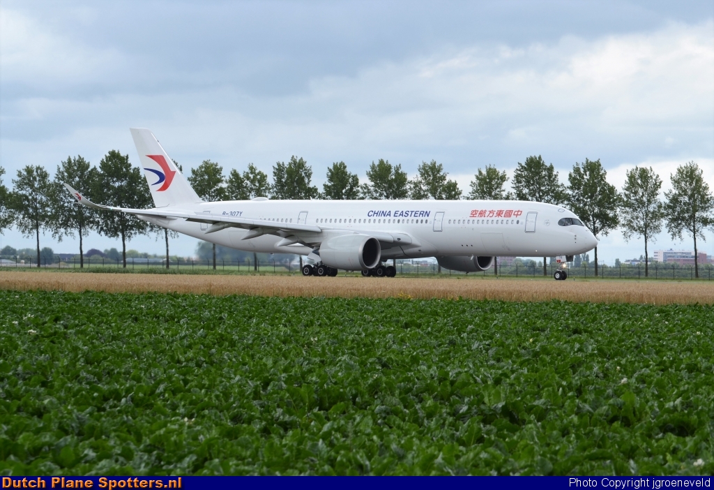 B-307Y Airbus A350-900 China Eastern Airlines by jgroeneveld