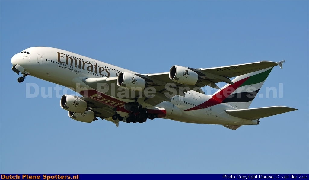 A6-EDH Airbus A380-800 Emirates by Douwe C. van der Zee