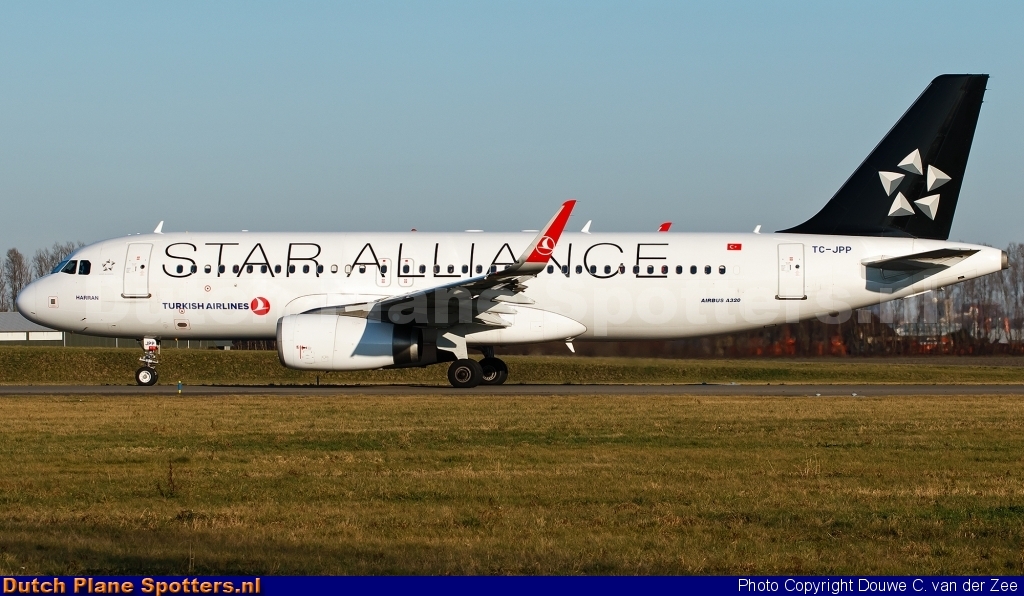 TC-JPP Airbus A320 Turkish Airlines by Douwe C. van der Zee