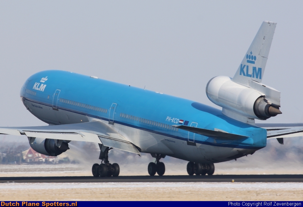 PH-KCD McDonnell Douglas MD-11 KLM Royal Dutch Airlines by Rolf Zevenbergen