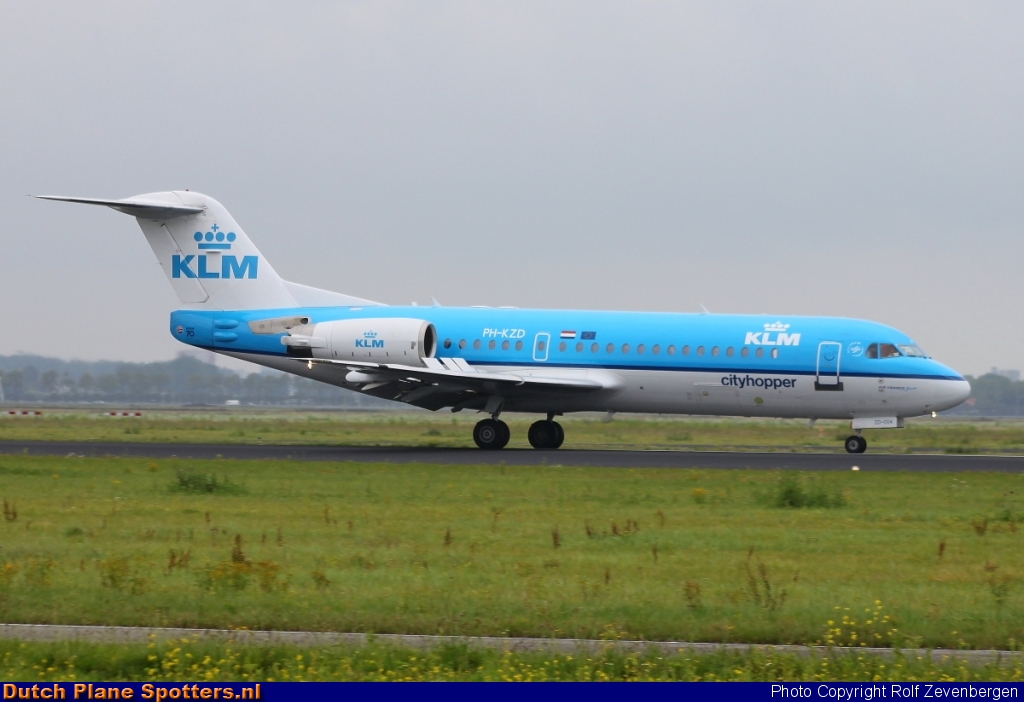 PH-KZD Fokker 70 KLM Cityhopper by Rolf Zevenbergen