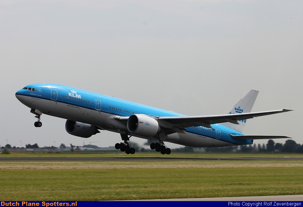 PH-BQG Boeing 777-200 KLM Royal Dutch Airlines by Rolf Zevenbergen