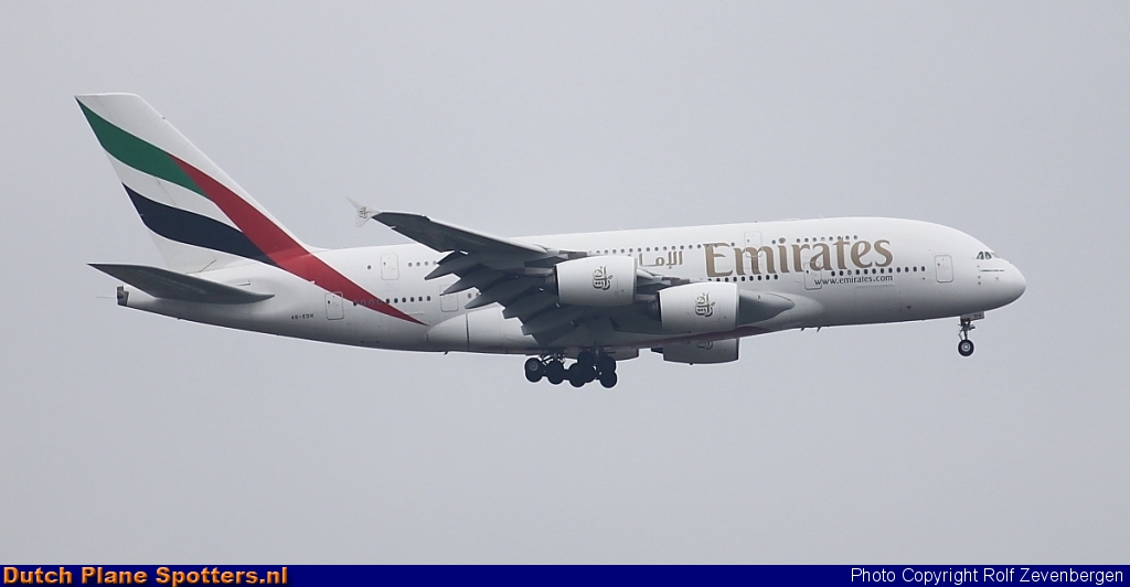 A6-EDH Airbus A380-800 Emirates by Rolf Zevenbergen