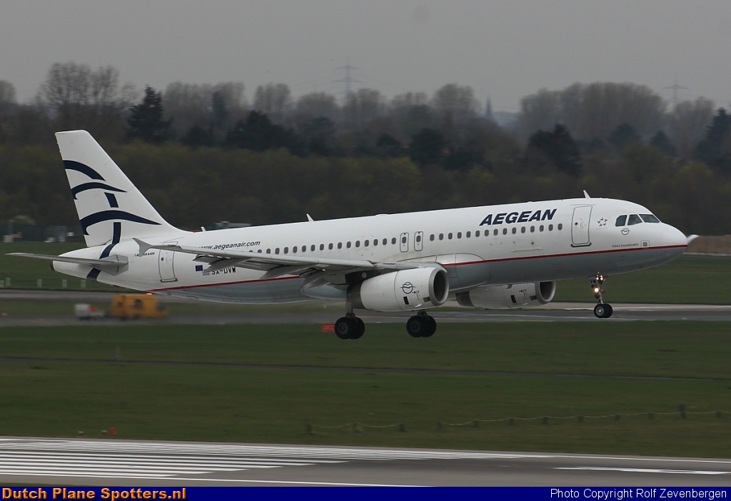 SX-DVW Airbus A320 Aegean Airlines by Rolf Zevenbergen