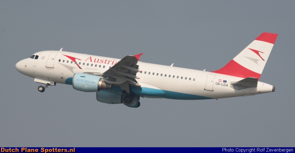 OE-LDA Airbus A319 Austrian Airlines by Rolf Zevenbergen