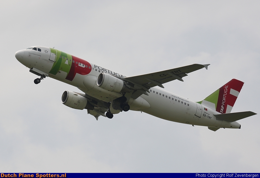 CS-TNT Airbus A320 TAP Air Portugal by Rolf Zevenbergen