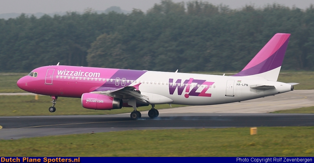 HA-LPN Airbus A320 Wizz Air by Rolf Zevenbergen