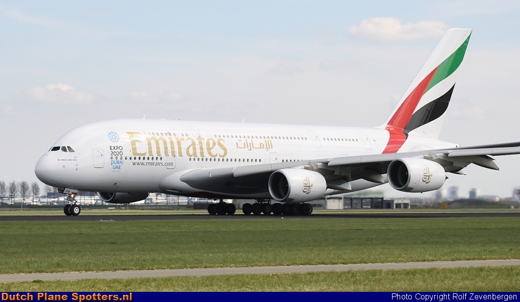 A6-EOA Airbus A380-800 Emirates by Rolf Zevenbergen
