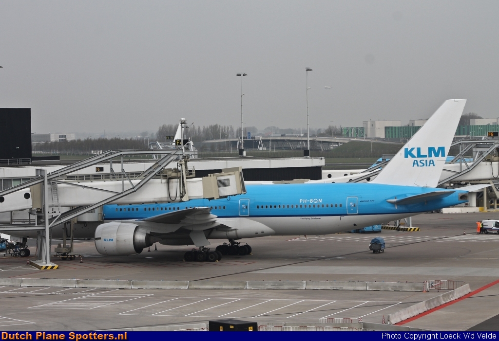 PH-BQN Boeing 777-200 KLM Asia by Loeck V/d Velde