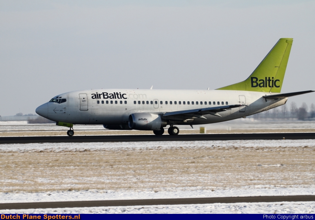 YL-BBE Boeing 737-500 Air Baltic by airbus