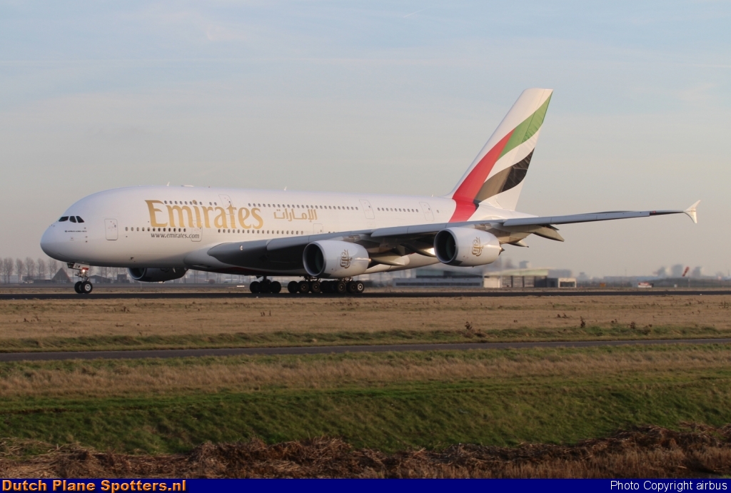 A6-EDW Airbus A380-800 Emirates by airbus