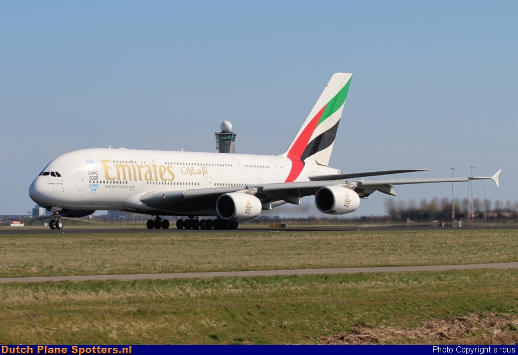 A6-EDH Airbus A380-800 Emirates by airbus