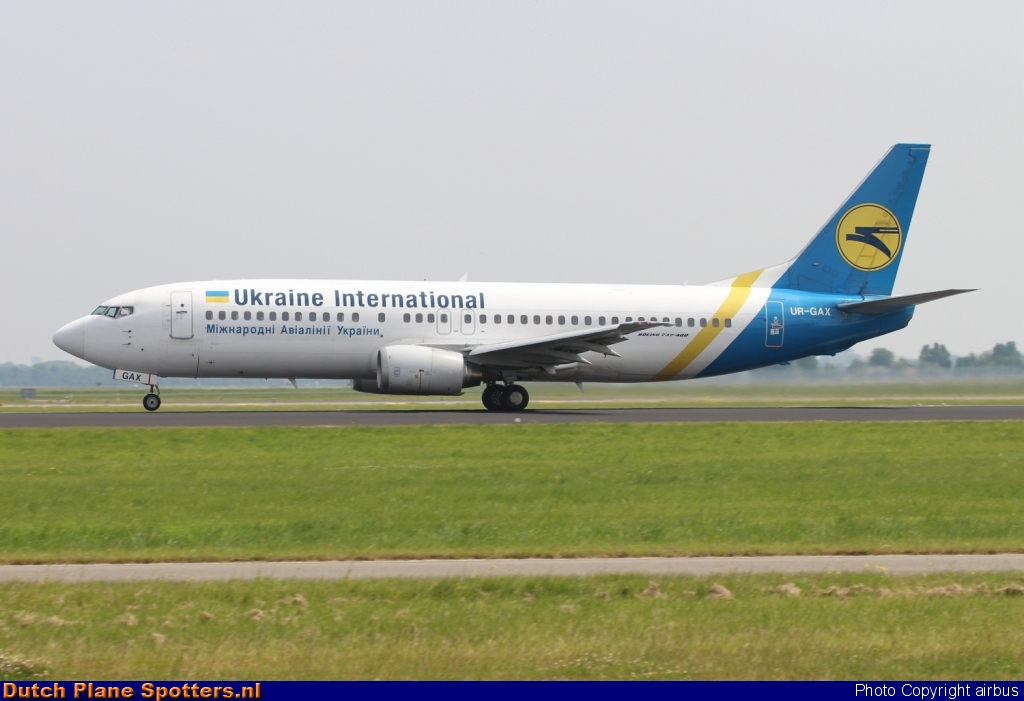 UR-GAX Boeing 737-400 Ukraine International Airlines by airbus