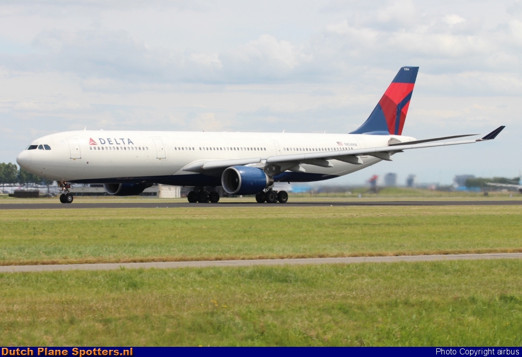 N804NW Airbus A330-300 Delta Airlines by airbus