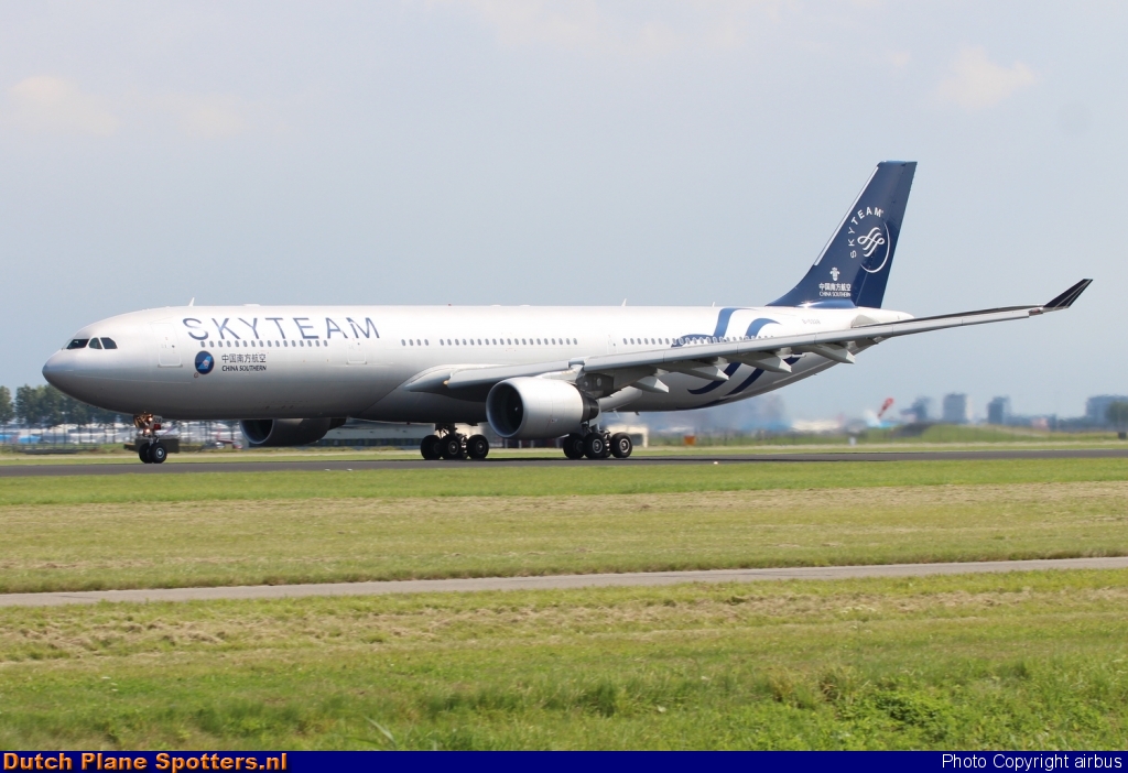 B-5928 Airbus A330-300 China Southern by airbus