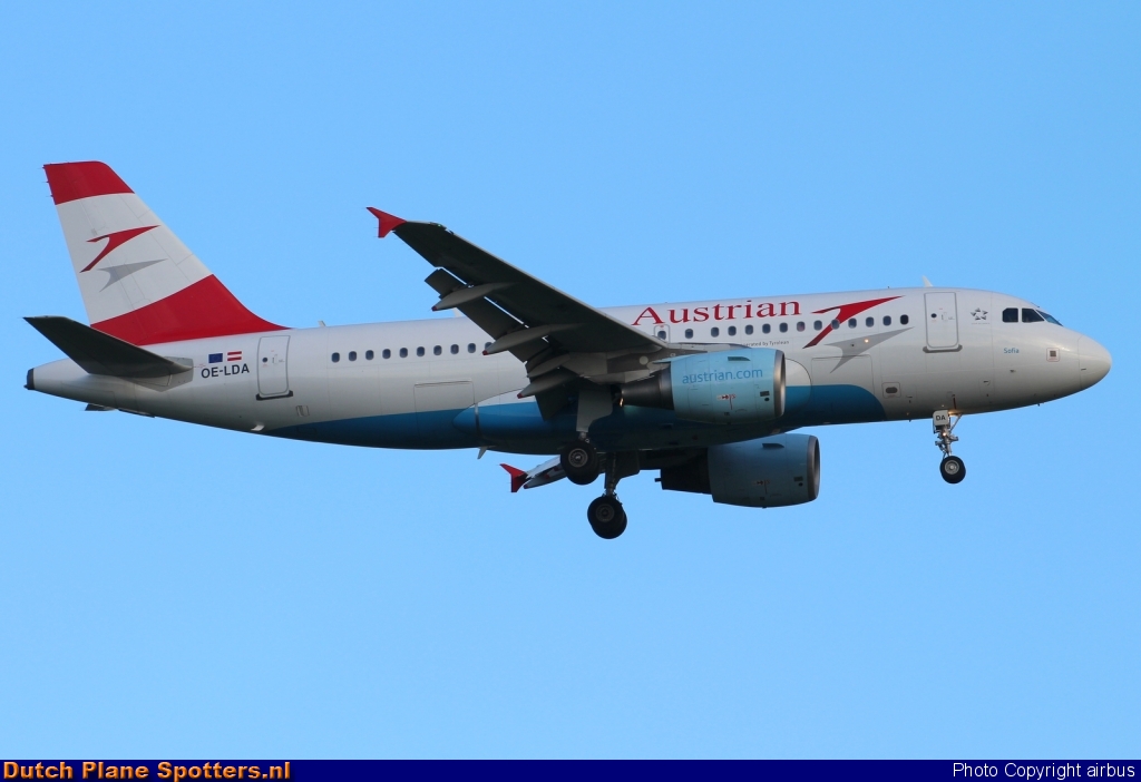OE-LDA Airbus A319 Austrian Airlines by airbus