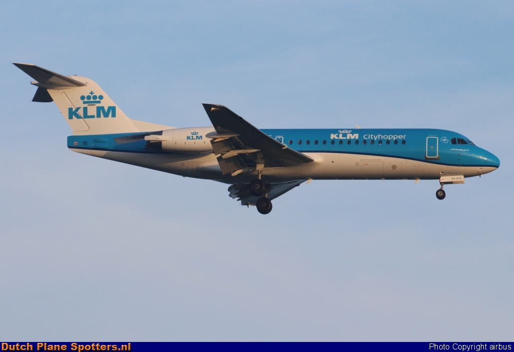 PH-KZS Fokker 70 KLM Cityhopper by airbus