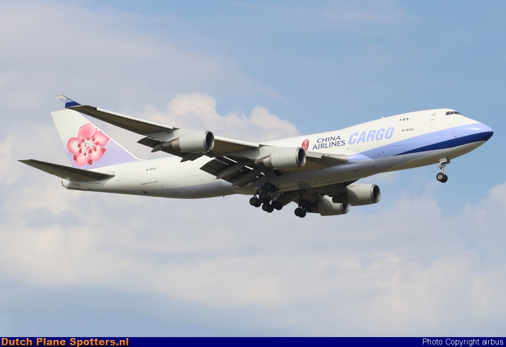 B-18722 Boeing 747-400 China Airlines Cargo by airbus
