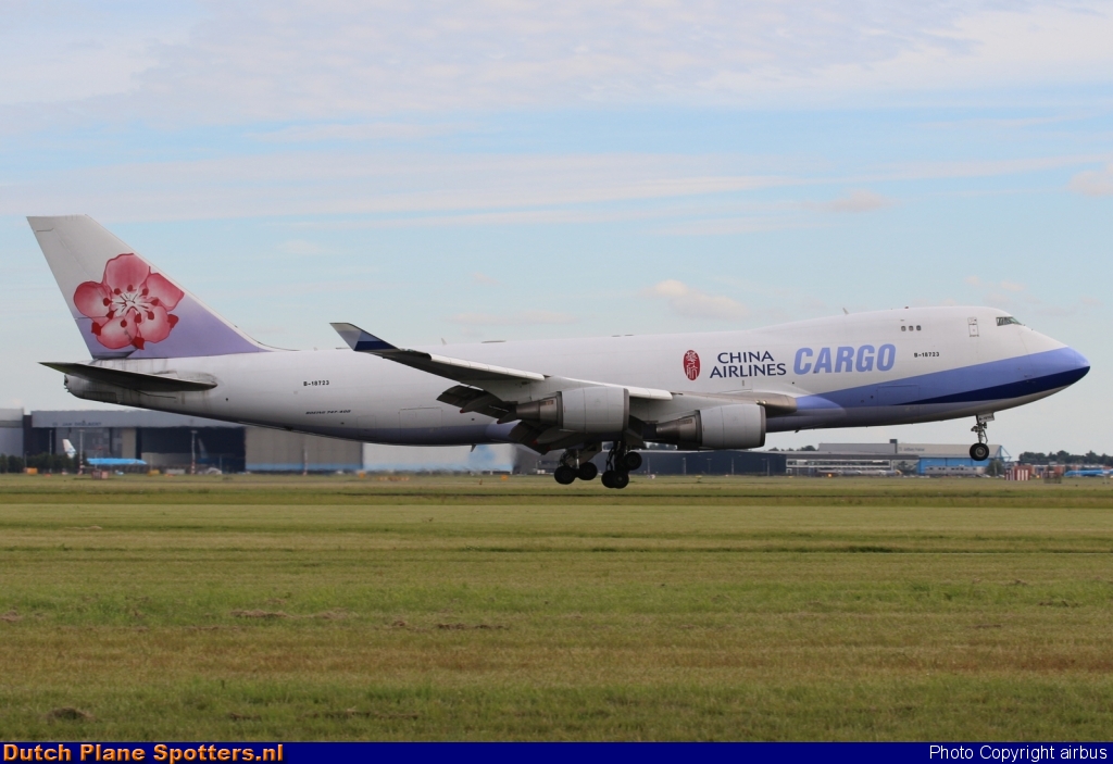 B-18723 Boeing 747-400 China Airlines Cargo by airbus