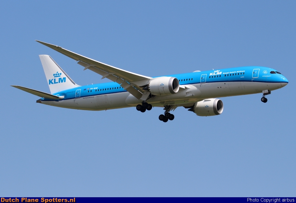 PH-BHE Boeing 787-9 Dreamliner KLM Royal Dutch Airlines by airbus