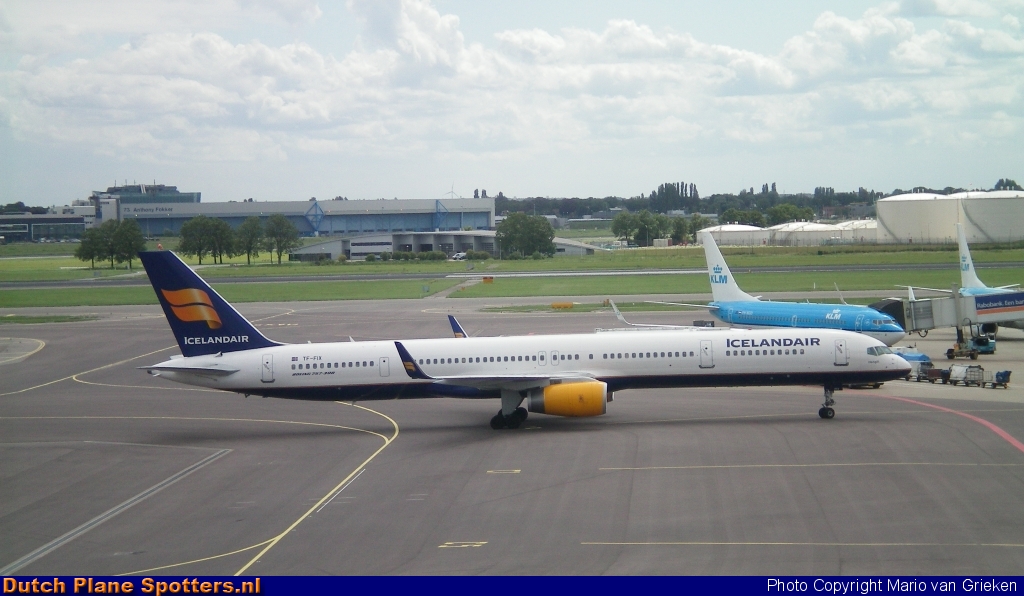 TF-FIX Boeing 757-300 Icelandair by MariovG