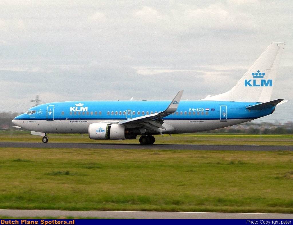 PH-BGD Boeing 737-700 KLM Royal Dutch Airlines by peter