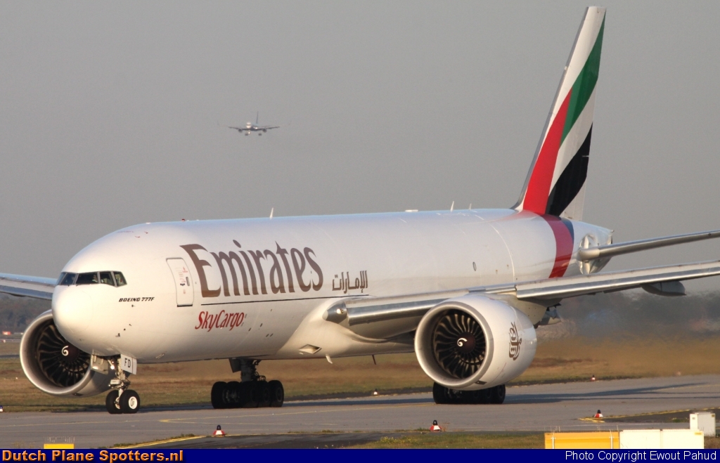 A6-EFD Boeing 777-F Emirates Sky Cargo by Ewout Pahud