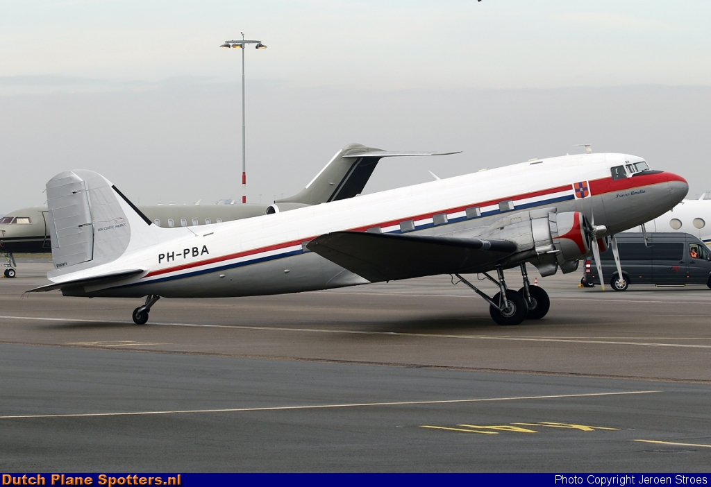 PH-PBA Douglas DC3 DDA Classic Airlines by Jeroen Stroes