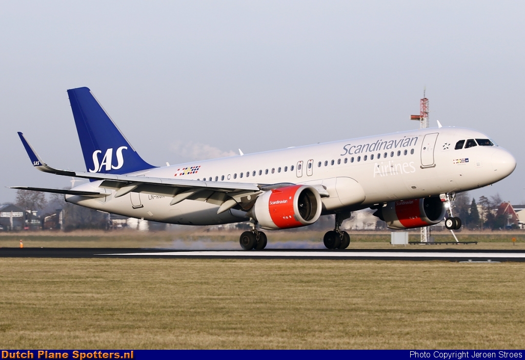 LN-RGN Airbus A320neo SAS Scandinavian Airlines by Jeroen Stroes