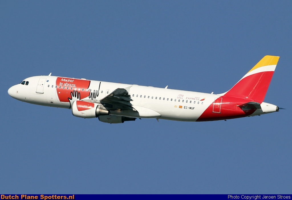 EC-MUF Airbus A320 Iberia Express by Jeroen Stroes