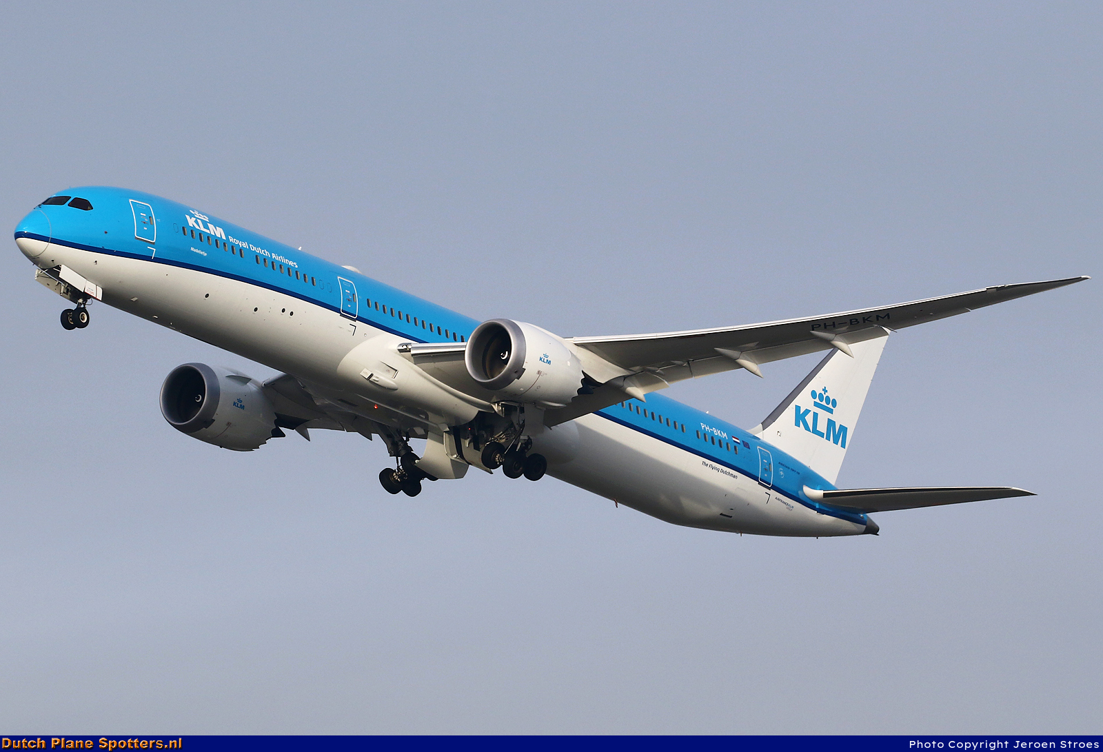 PH-BKM Boeing 787-10 Dreamliner KLM Royal Dutch Airlines by Jeroen Stroes