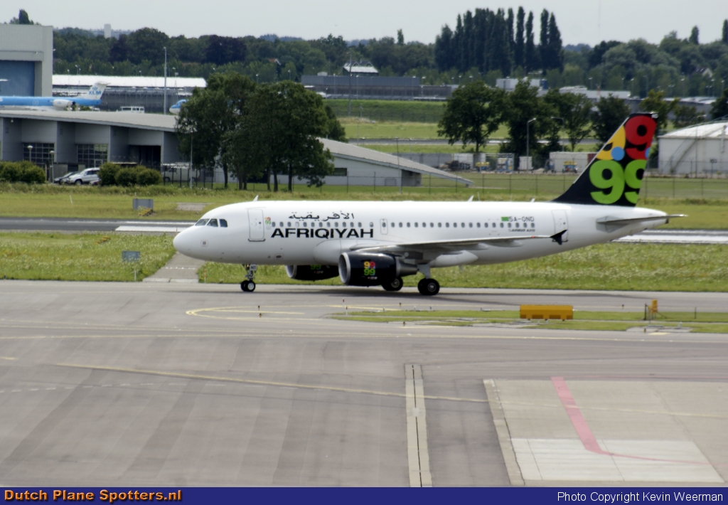 5A-OND Airbus A319 Afriqiyah Airways by Kevin Weerman