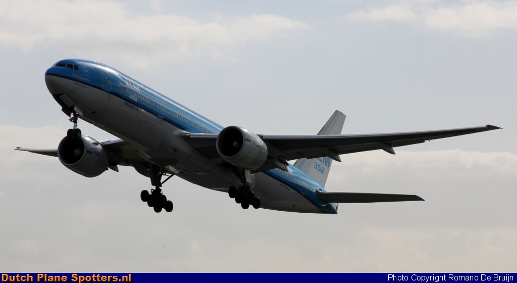 PH-BQK Boeing 777-200 KLM Asia by Romano De Bruijn