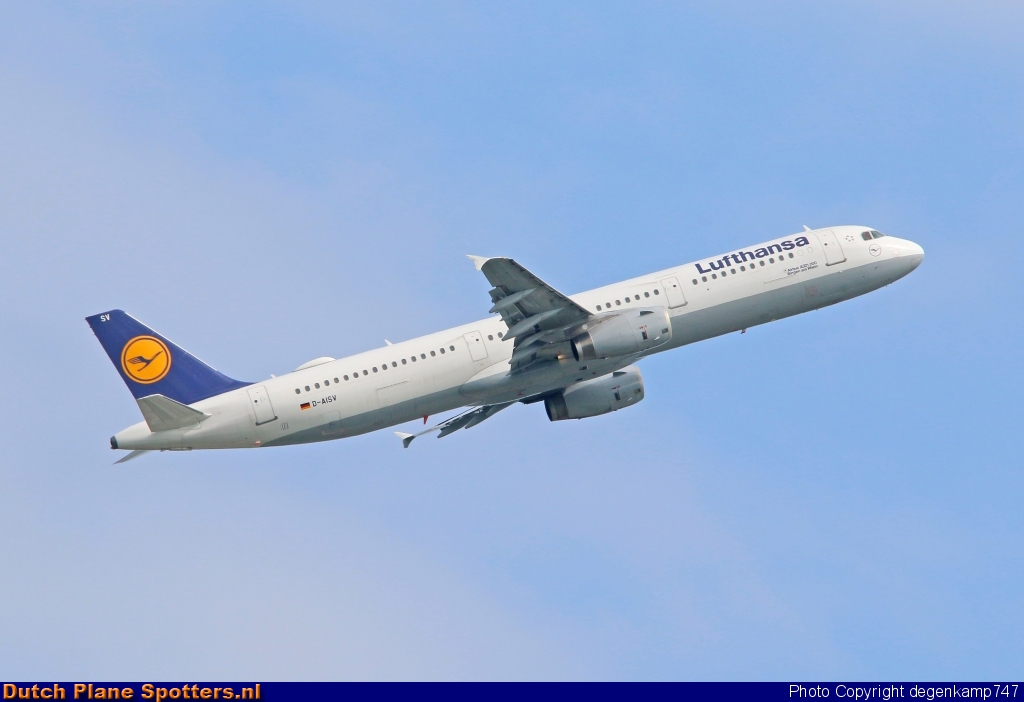 D-AISV Airbus A321 Lufthansa by Herman Degenkamp