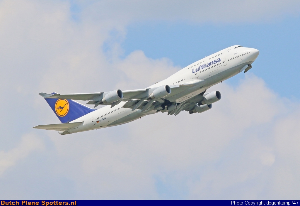 D-ABVX Boeing 747-400 Lufthansa by Herman Degenkamp
