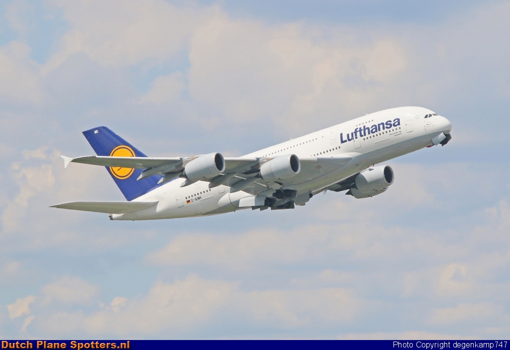 D-AIMK Airbus A380-800 Lufthansa by Herman Degenkamp