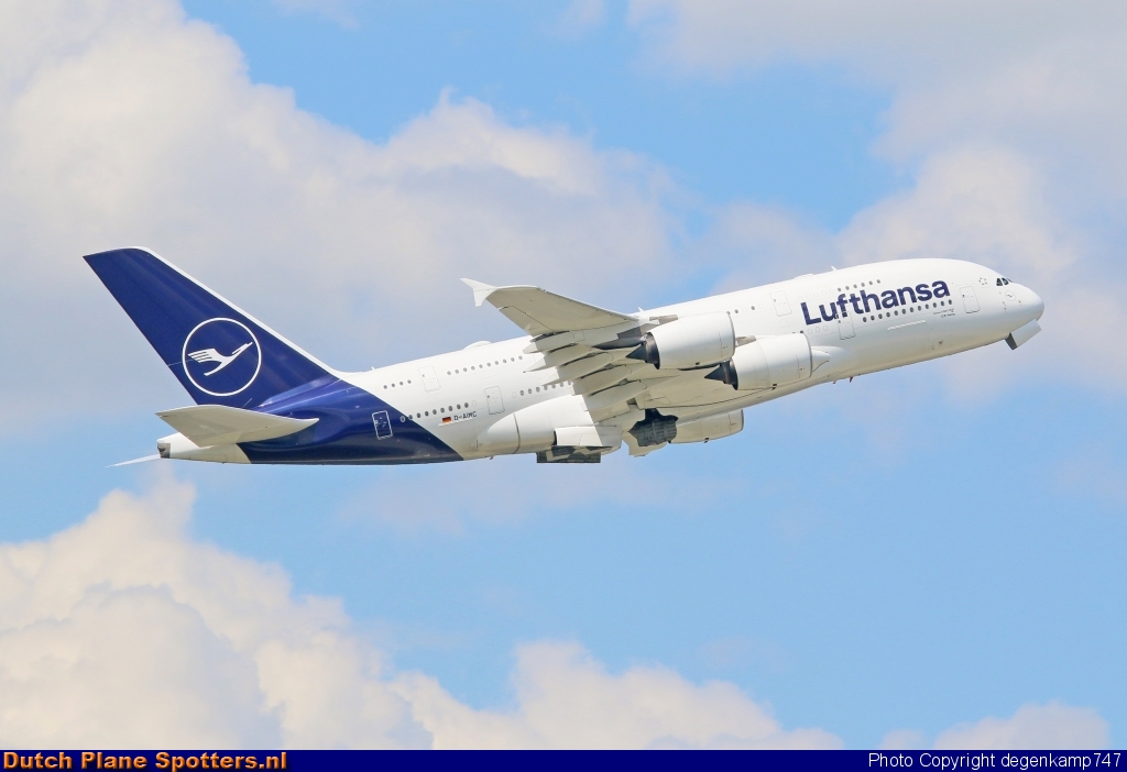 D-AIMC Airbus A380-800 Lufthansa by Herman Degenkamp