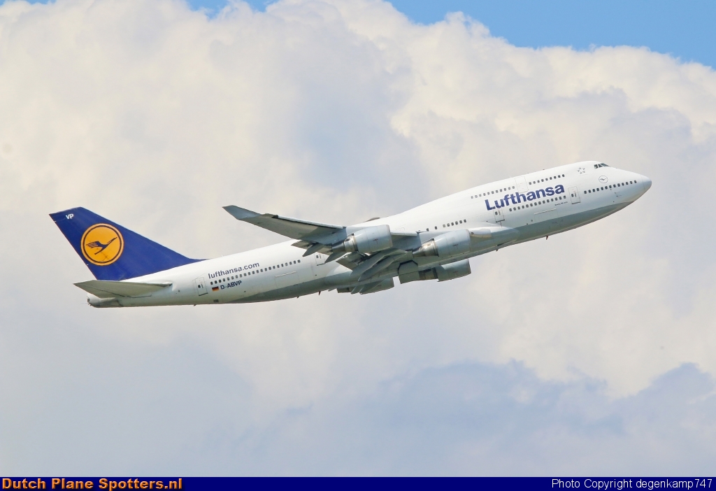 D-ABVP Boeing 747-400 Lufthansa by Herman Degenkamp