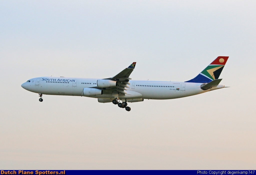 ZS-SXG Airbus A340-300 South African Airways by Herman Degenkamp