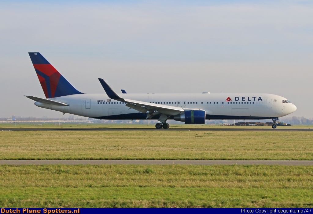 N181DN Boeing 767-300 Delta Airlines by Herman Degenkamp