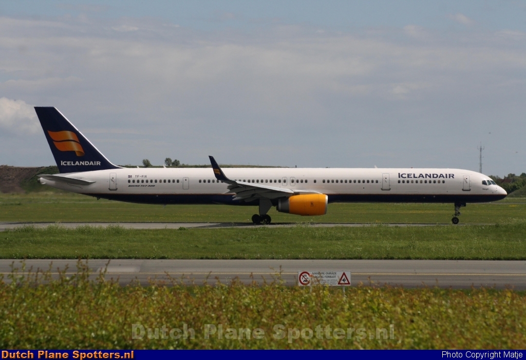 TF-FIX Boeing 757-300 Icelandair by Matje