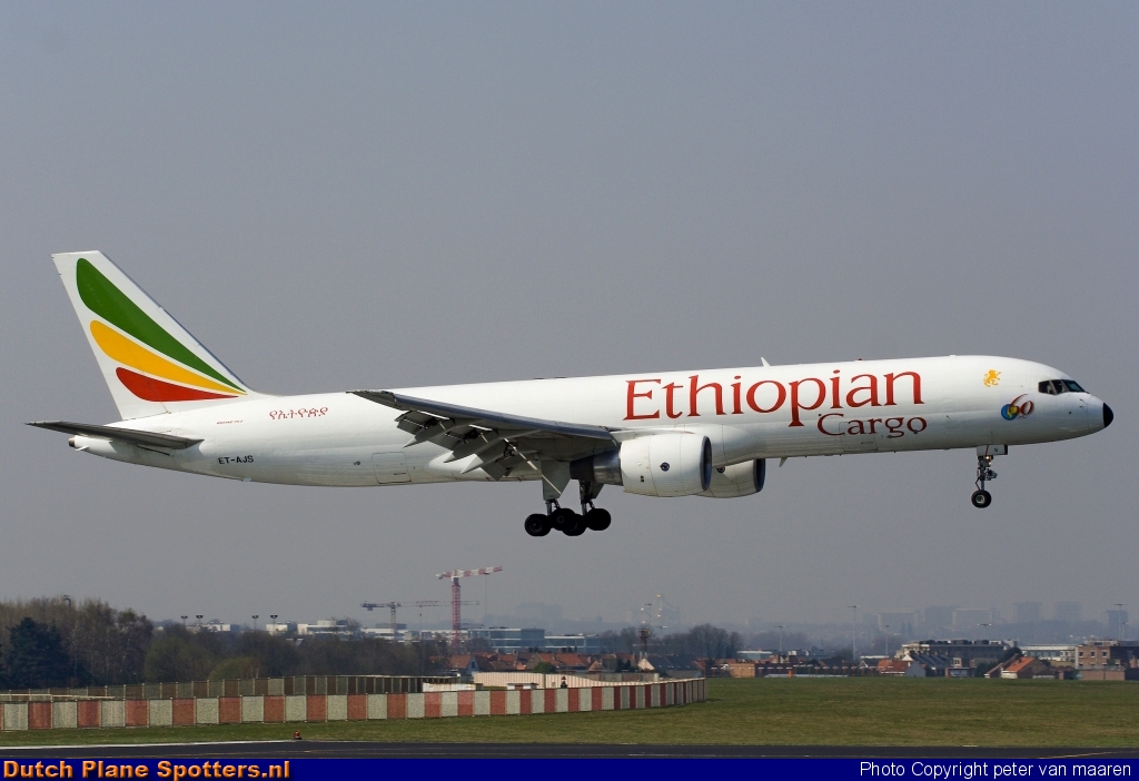 ET-AJS Boeing 757-200 Ethiopian Cargo by peter van maaren