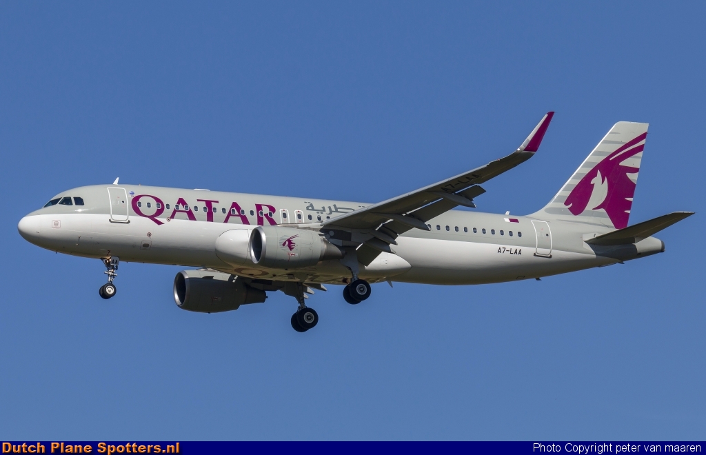 A7-LAA Airbus A320 Qatar Airways by peter van maaren