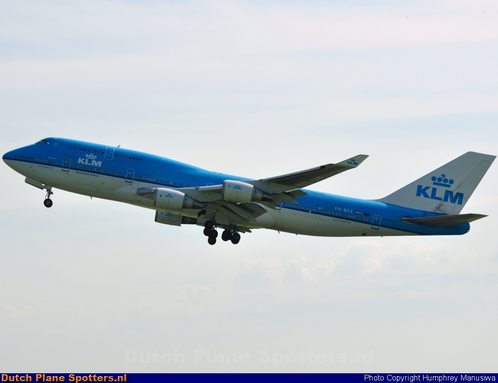 PH-BFK Boeing 747-400 KLM Royal Dutch Airlines by Humphrey Manusiwa