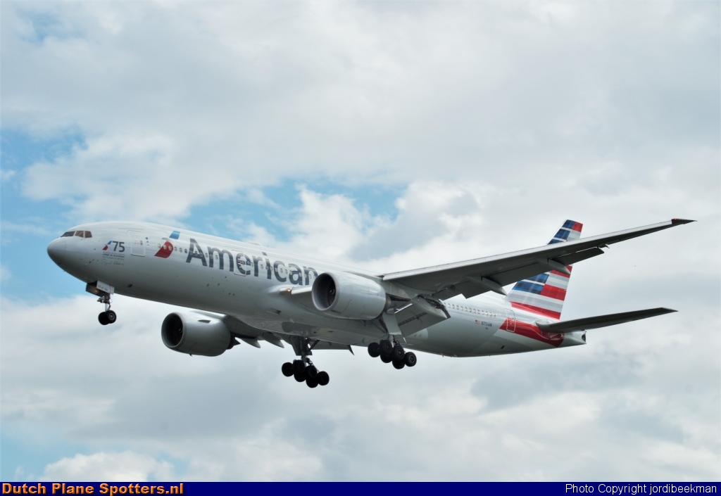 N751AN Boeing 777-200 American Airlines by jordibeekman